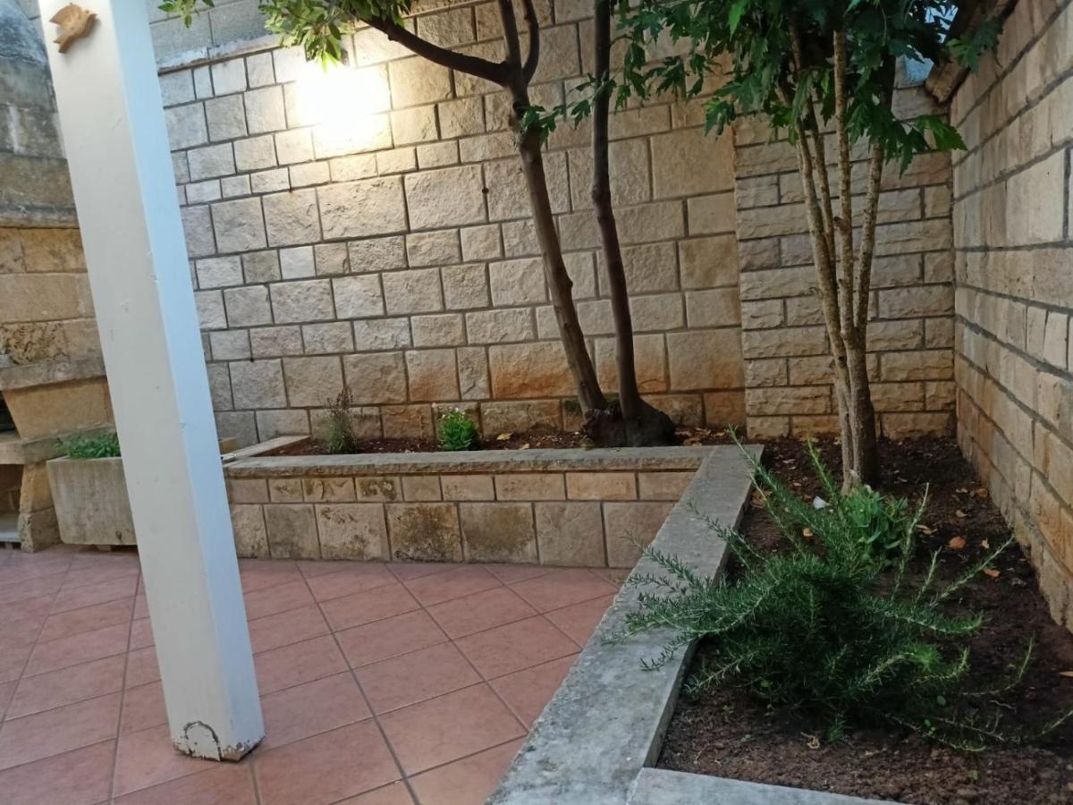 Villetta Poesia 50 M Dal Mare Con Giardino E Parcheggio Torre dell'Orso Eksteriør billede